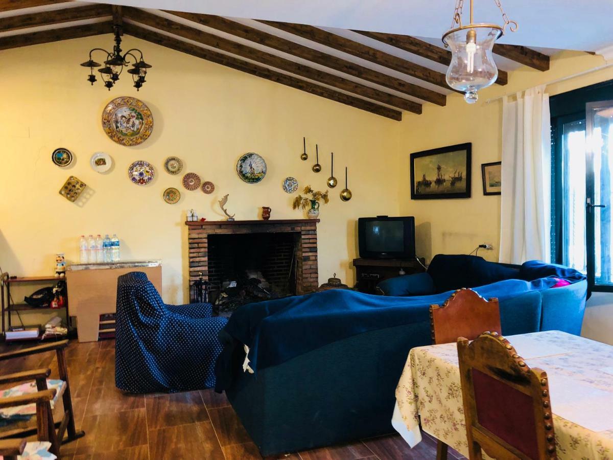 Casa Rural En Constantina Exteriör bild